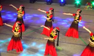 掀起你的盖头来舞蹈 掀起你的盖头来是达斡尔族的传统民歌吗